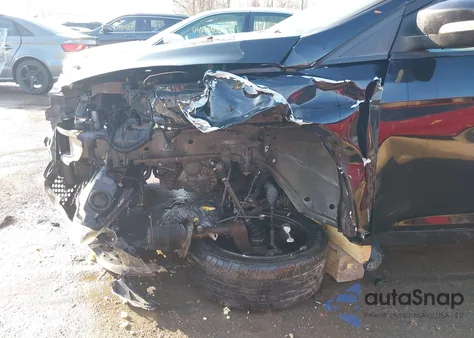 2017 Ford Focus Sel z USA, uszkodzony, nr VIN 1FADP3H28HL244838